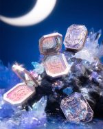 ⁦Flower Knows Moonlight Mermaid Series Embossed Pattern Gradient Blush Palette 5g (02 Moonlight Dawn)⁩ - الصورة ⁦6⁩