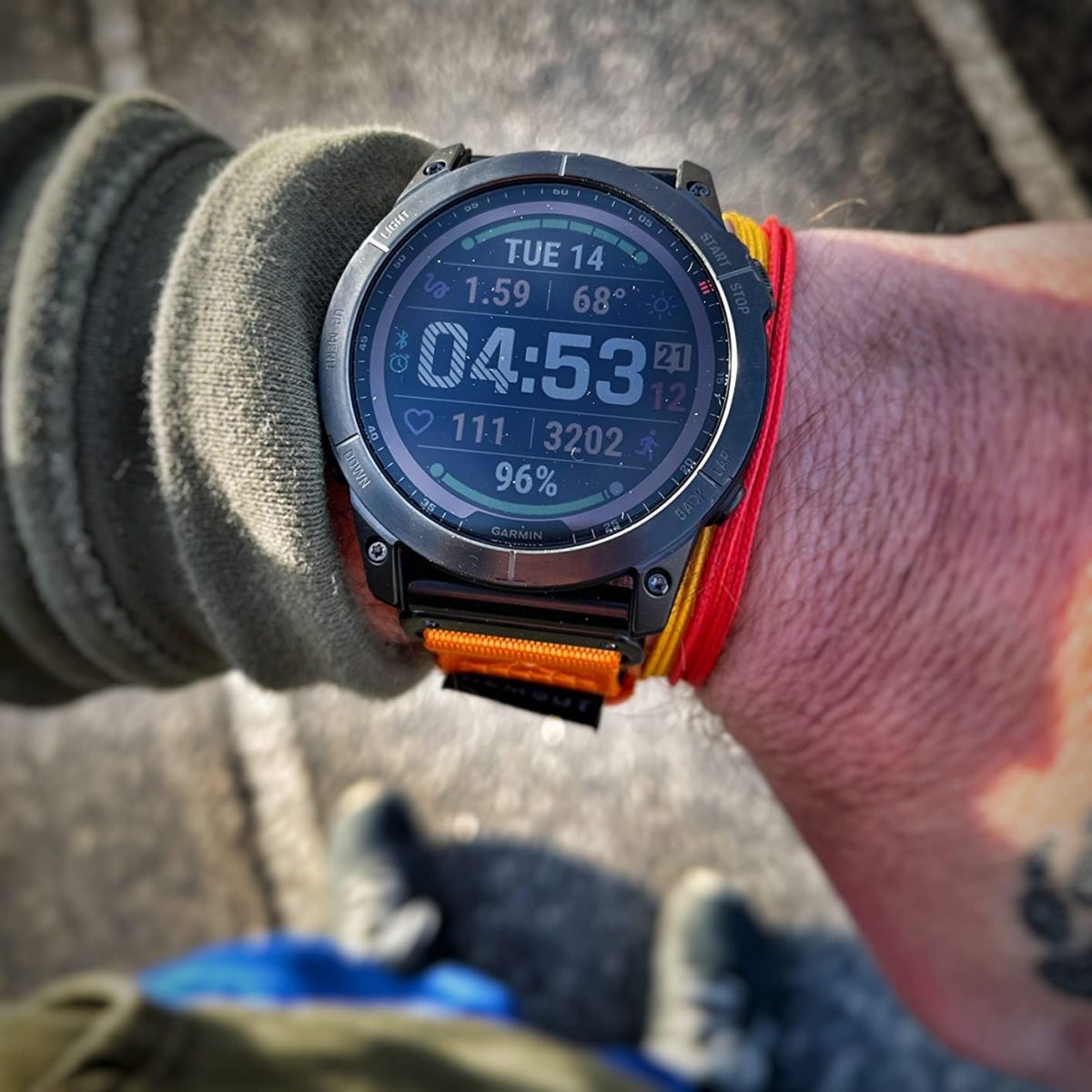 ⁦Compatible With Garmin Watch Band, Super Rugged Nylon Sports Strap With Woven Loop Design, For Fēnix/Forerunner/Approach/MARQ/Quatix/D2 Series Tough Replacement Band For Men⁩ - الصورة ⁦2⁩