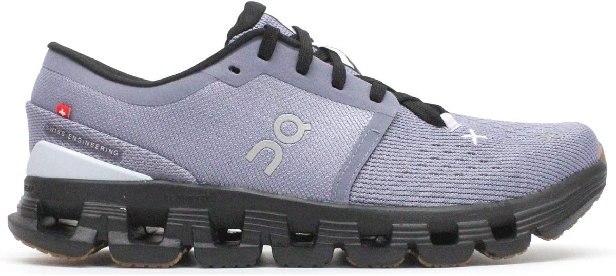 On Cloud X4 womens Sneaker