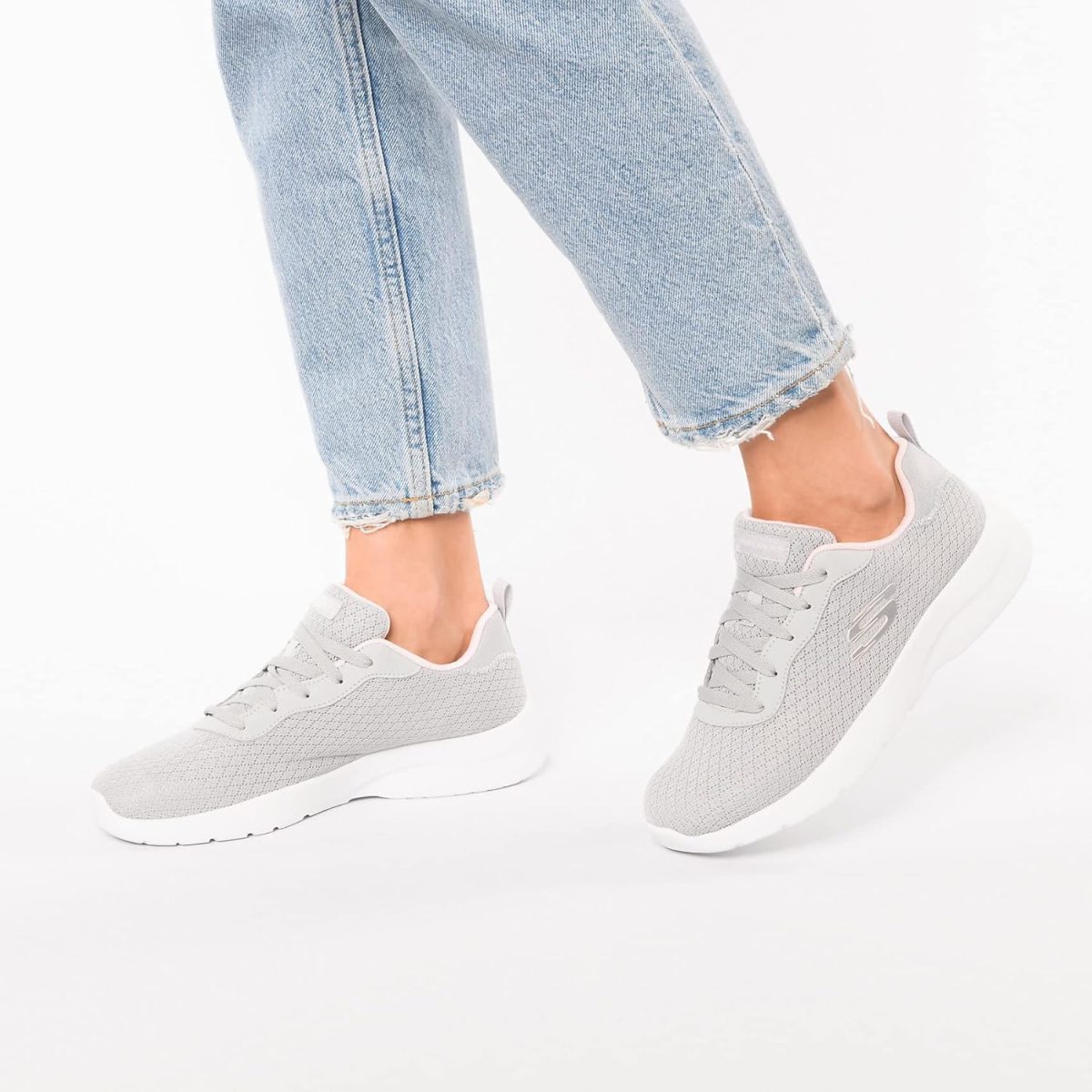 ⁦Skechers DYNAMIGHT 2.0 womens Sneaker⁩ - الصورة ⁦2⁩