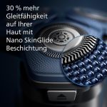 ⁦Philips Shaver Series 7000 - Wet & Dry Electric Shaver in Ice Blue with 1 x Integrated Pop-up Trimmer, Beard Trimmer, Travel Case, Quick Clean Pod and Charging Stand (Model S7882/54)⁩ - الصورة ⁦4⁩