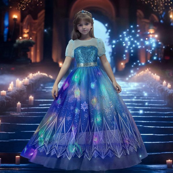 فستان اميرة مضيء للبنات بتصميم شخصية السا النائمة مع فستان LED، زي اميرة الثلج والثلج للكرنفالات والحفلات التنكرية واعياد الميلاد (110 سم)