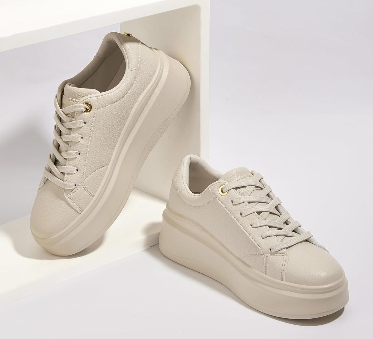 ⁦LUCKY STEP Women's Platform Fashion Sneakers Faux Leather Classic Tennis Shoes Low Top Casual Walking Shoes⁩ - الصورة ⁦5⁩