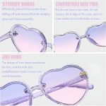 ⁦X spring Heart-shaped Sunglasses, 2 PCS Kids Heart Sunglasses with Light Color Gradient Lens, Fashionable Purple Pink Accessories for Girls Age 2-10, UV400 Protection for Summer Holiday⁩ - الصورة ⁦3⁩