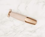⁦Finishing Touch Flawless Nu Razor Portable Cordless Rechargeable Electric Razor⁩ - الصورة ⁦9⁩