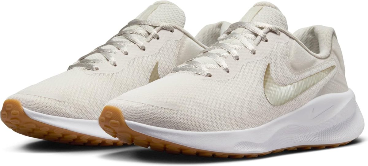 ⁦Nike REVOLUTION 7 womens LACED SHOES⁩ - الصورة ⁦2⁩