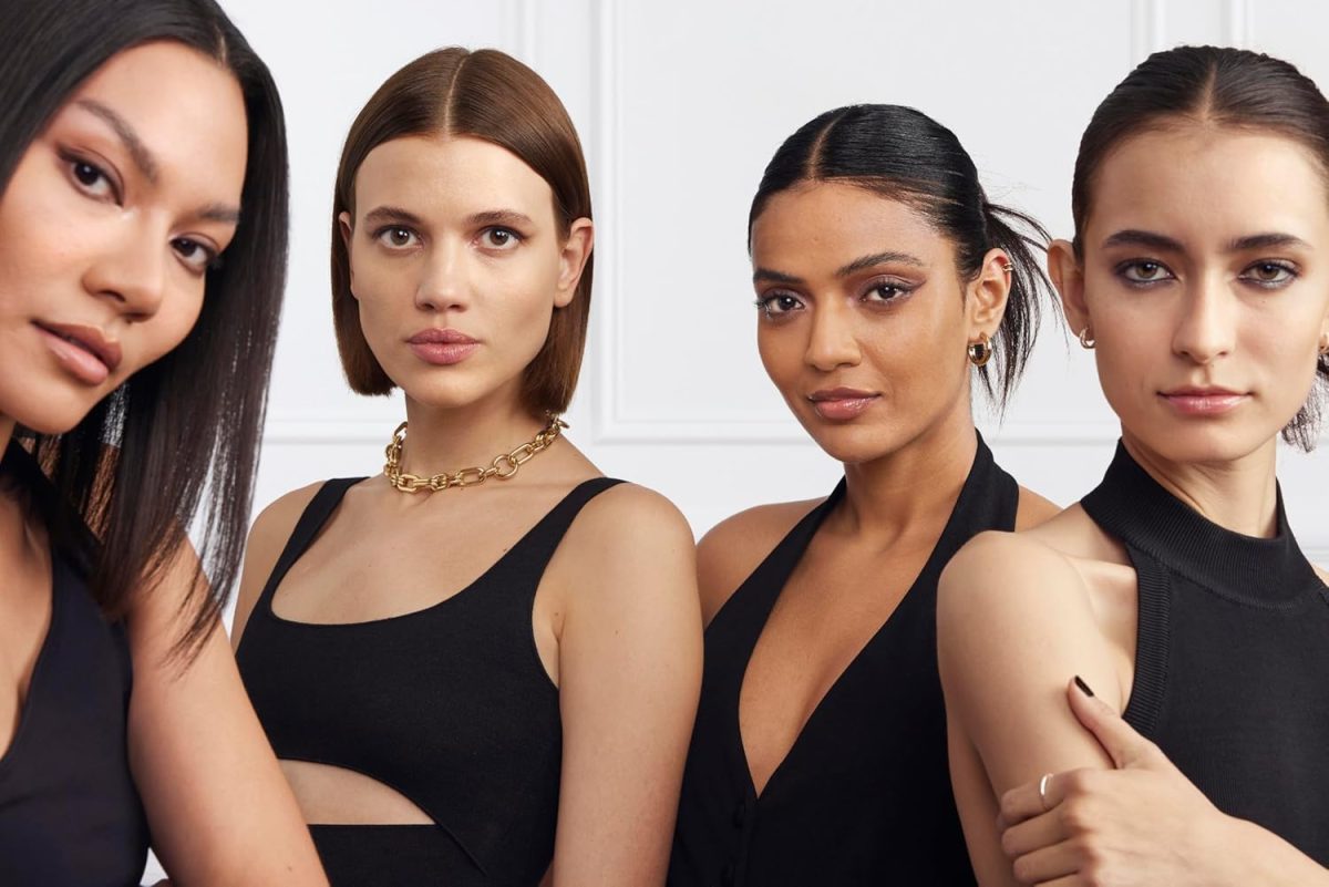 ⁦L’Oréal Paris Infallible 24H Fresh Wear Foundation in a Powder, Full-coverage, Longwear, Weightless Smooth Finish, Water-proof and Transfer-proof, 180 Rose Sand⁩ - الصورة ⁦8⁩