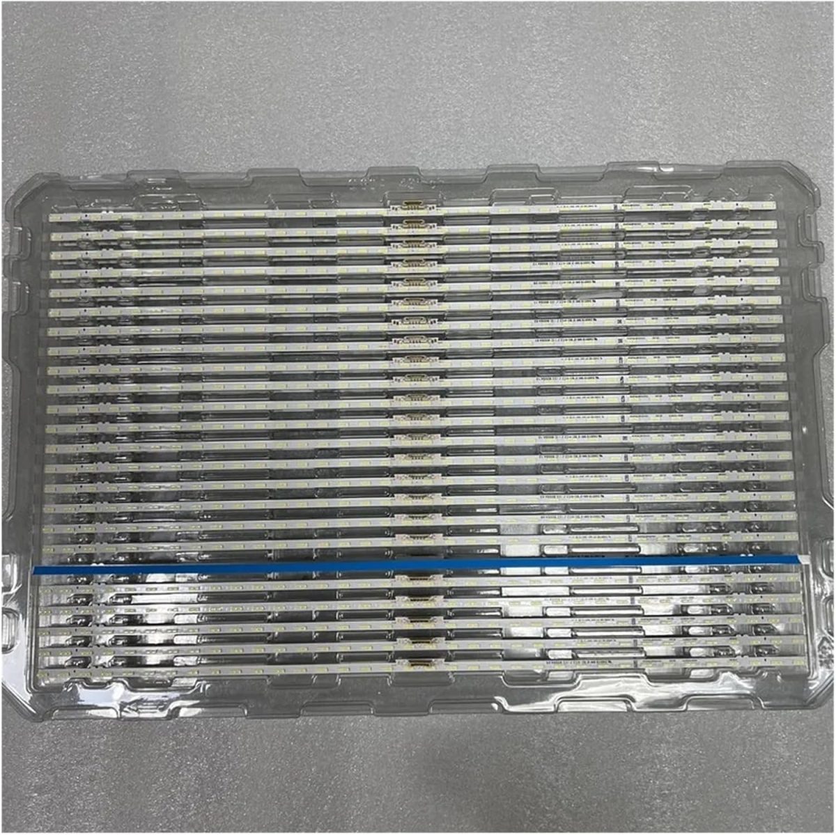 ⁦TILLOJJ LED Backlight Strips for Sam/s.ung UE43BU8510 UE43BU8505 UE43BU8502 UE43BU8500 UE43BU8500U UE43BU8072 UE43BU8070 UE43BU8005 (Color : 4pcs For 2 TV)⁩ - الصورة ⁦4⁩