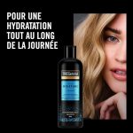 ⁦TRESemmé Rich Moisture Shampoo and Conditioner for Dry Damaged Hair 400ml + 400ml⁩ - الصورة ⁦3⁩