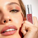 ⁦Lip Glow Oil Color Reviver Cherry Oil, Hydrating Lip Glow Oil Long-Lasting Nourishing Lip Gloss Moisturizing Non-Sticky Plumping Lip Stain Tinted Cherry Oil Lip Care (Ruby Red)⁩ - الصورة ⁦4⁩