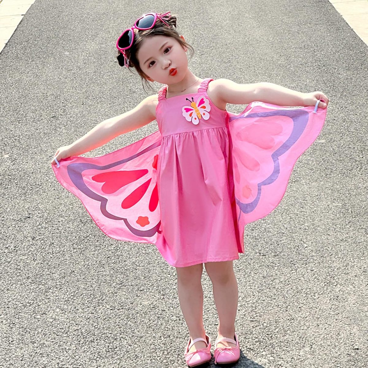 ⁦LIKPOJA Girls Summer Dresses Butterfly Floral Rainbow Casual Dress Cotton Shirt Short Sleeve Dress for Kids Age 2-6 Years Old⁩ - الصورة ⁦2⁩
