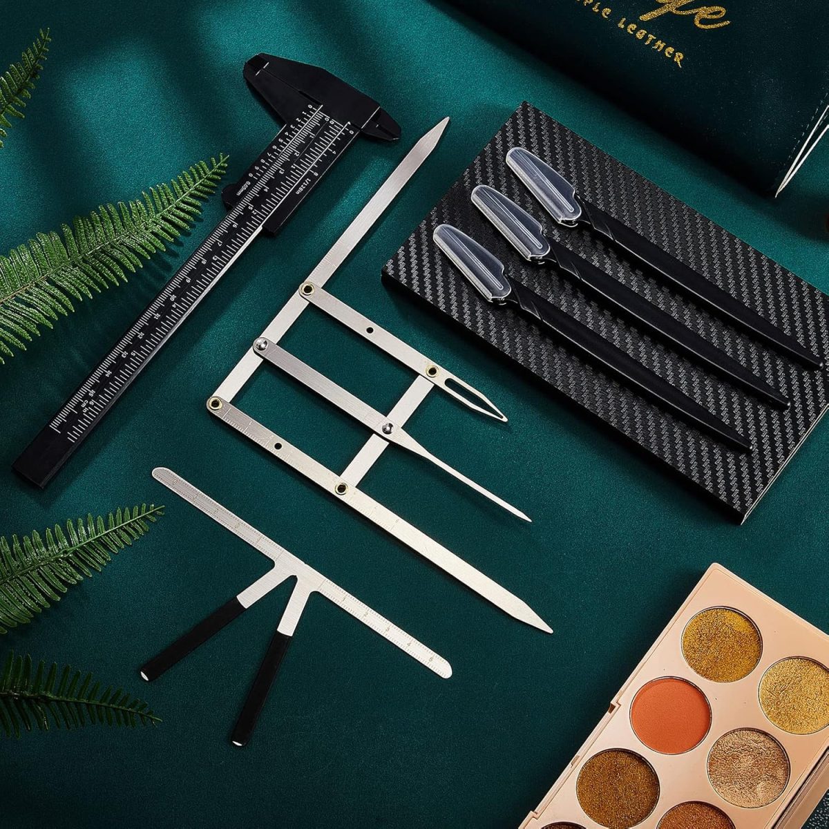 ⁦6 Pieces Tattoo Eyebrow Ruler 3 Point Positioning Ruler Mini Caliper Double Scale Vernier Caliper Eyebrow Golden Ratio Caliper Microblading Ruler Gauge Ruler Measuring Tool with Eyebrow Shaver⁩ - الصورة ⁦6⁩
