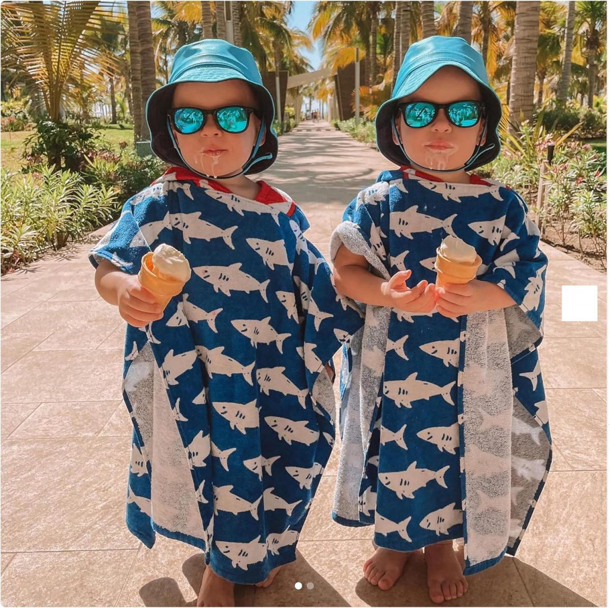 ⁦COCOSAND Toddler Sunglasses with Strap Polarized Retro Square Soft Silicone Nose Pads Baby Boys Girls Age 0-24 Months⁩ - الصورة ⁦2⁩