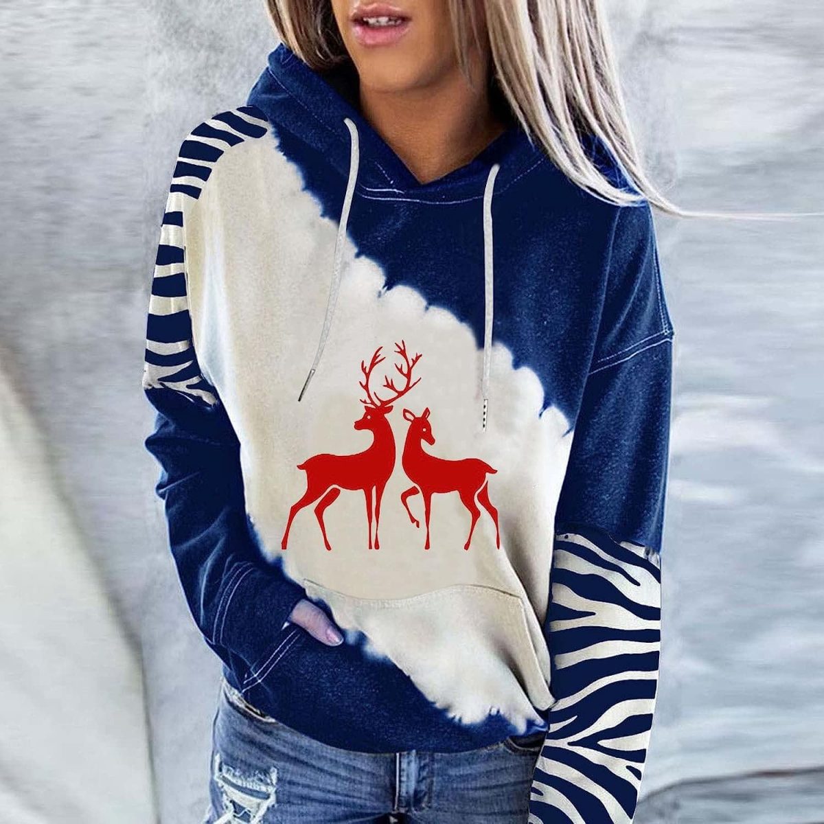 ⁦ZONEEAKO Merry Christmas Hoodie for Women,Casual Christmas Holiday Long Sleeve Sweatshirts with Snowman/Elk 2D Print Pullover Tops with Pocket,S-2XL (Color : Black-c, Size : S)⁩ - الصورة ⁦2⁩