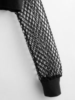 ⁦Verdusa Women's Fishnet Crop Hoodie Drop Shoulder Long Sleeve Sweatshirt Pullover⁩ - الصورة ⁦3⁩