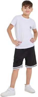 ⁦Styli Boys Basic T-Shirt With Badge Detail⁩ - الصورة ⁦2⁩