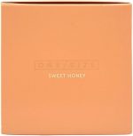 ⁦One/Size Ultimate Setting Powder - Sweet Honey (fair to medium skin tones) - 1.2 oz / 34.5 g⁩ - الصورة ⁦5⁩