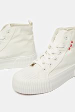 ⁦REDTAG Senior Girls White High-Top Sneakers⁩ - الصورة ⁦3⁩