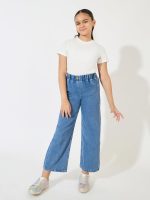 ⁦Styli Girls Basic Round Neck T-Shirt⁩ - الصورة ⁦3⁩