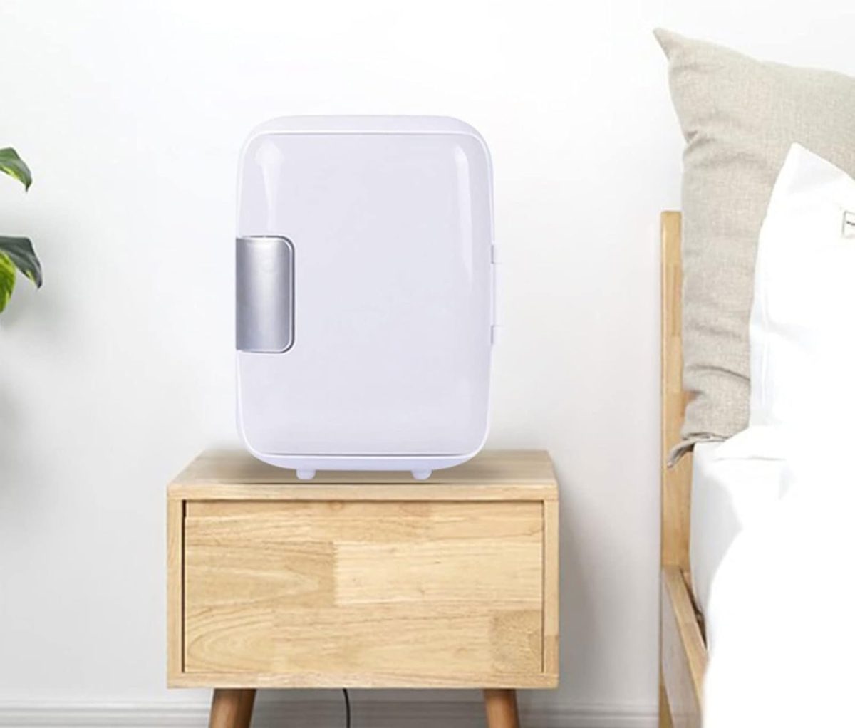⁦QBNZAXC Mini fridge Portable Refrigerator Hot Cold Freezer For Car Home Dormitory Household Beauty Refrigerator Kitchen Appliances EU Plug⁩ - الصورة ⁦3⁩
