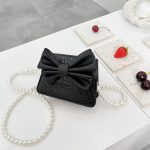 ⁦Trendy Crossbody Bag, Princess Style Shoulder Purse for Toddlers, Pearl Chain Handbag, Small Girls Fashion Accessory, Gift for Little Girls⁩ - الصورة ⁦2⁩