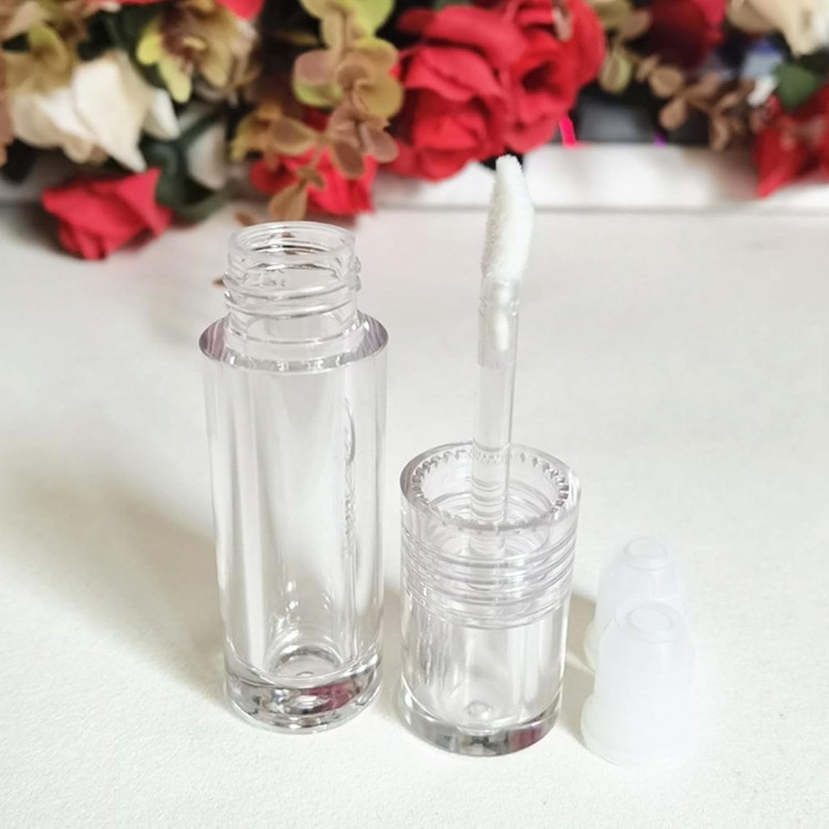 ⁦Refillable Lip Glaze Bottle, 10 Pack Clear Empty Lip Gloss Tube Leakproof Clear Plastic Small Travel Lip Cosmetics⁩ - الصورة ⁦4⁩