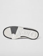 ⁦Nike Women's Gamma Force Sneaker⁩ - الصورة ⁦3⁩