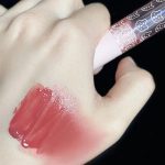⁦KWOLYKIM Glass Water Lifter Gloss, Hydrating Lip Gloss, Plumping Water Gloss Lip Gloss Moisturizing Sweet Lip Glaze Cherry Blossom⁩ - الصورة ⁦4⁩