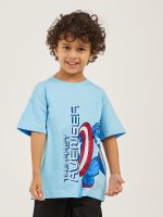 ⁦Styli Boys Avenger Graphic Print Dropped Shoulder Oversized T-Shirt⁩ - الصورة ⁦2⁩