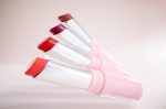 ⁦Wet n Wild Cloud Pout Soft Blur Matte Lipstick, Matte Lipstick with Non-Drying and Long-Lasting Formula, Lightweight and Moisturizing, Nude for Love⁩ - الصورة ⁦6⁩