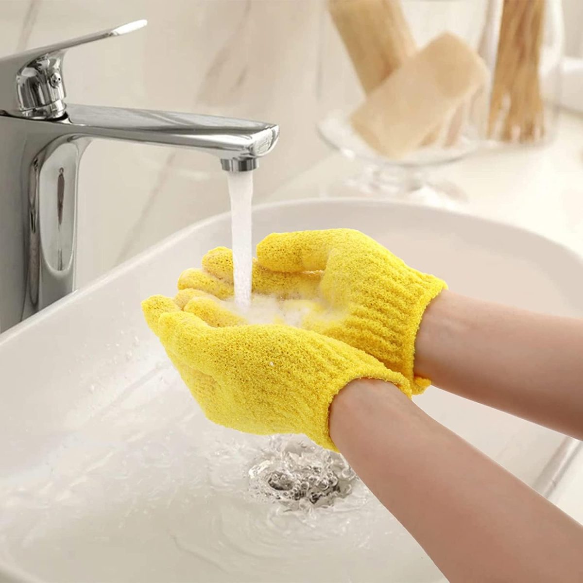 ⁦Beibi 8 Pairs of Exfoliating Bath Gloves, Exfoliating Scrub Gloves, Dead Skin Cell Removal Solvent, Exfoliating Shower Accessories for Showers, Spas, Massages and Body Scrubs for Men, Women and Kids⁩ - الصورة ⁦5⁩