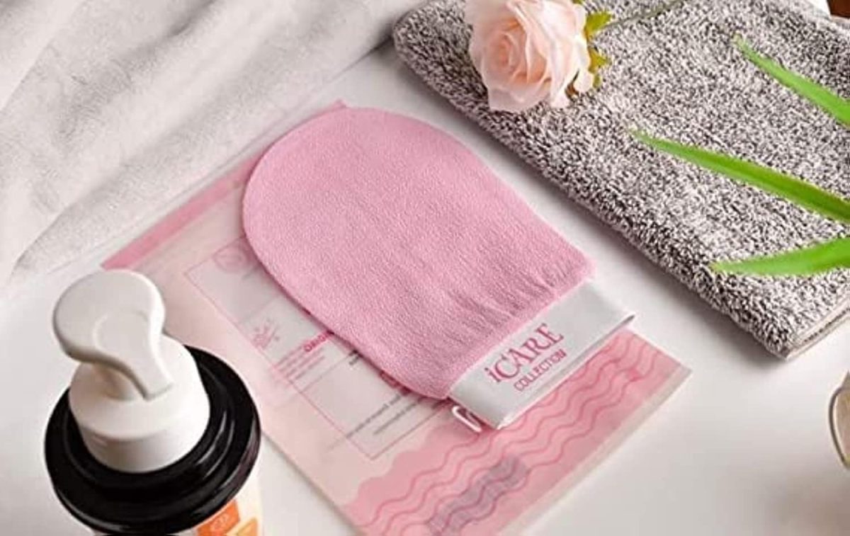 iCARE Original Korean Exfoliating Glove To Remove Dead Skin - Bath Washcloth - Shower Towel - SPA at home - Reusable (Pink - 1 Piece), One Size