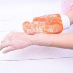⁦ALMEKAQUZ 4Pack Exfoliating Moroccan Hammam Mitt Kessa Scrub Gloves, Remove Dead Skin Bath Body Scrub Mitt, for All Skin Types and Improve Blood Circulation, Shower, Spa, Dead Skin Cell Remover⁩ - الصورة ⁦4⁩