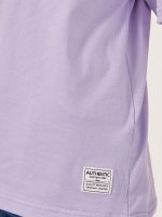 ⁦Styli Boys Solid Oversized T-Shirt With Badge Detail⁩ - الصورة ⁦4⁩