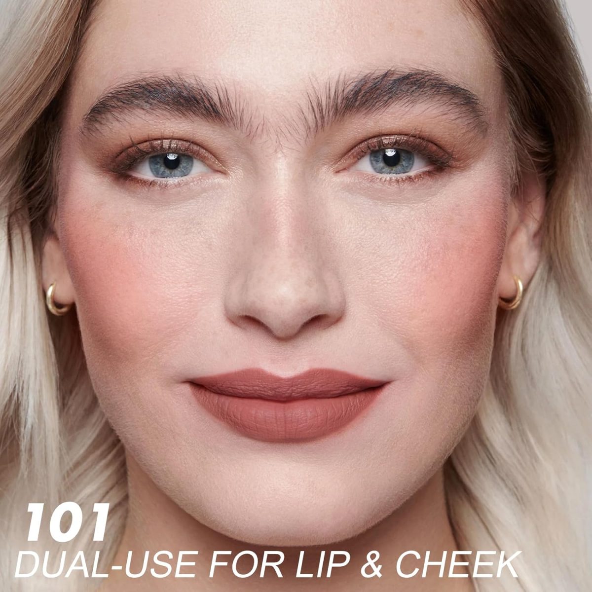 ⁦FOCALLURE Velvet Matte Liquid Lipstick, Satin-Finish Full Coverage Lip Color, High Pigmented Lip Stain for Cheeks and Lips Tint, Smooth Soft Lip Makeup, Lightweight, Quick-Drying, Milk Tea⁩ - الصورة ⁦4⁩