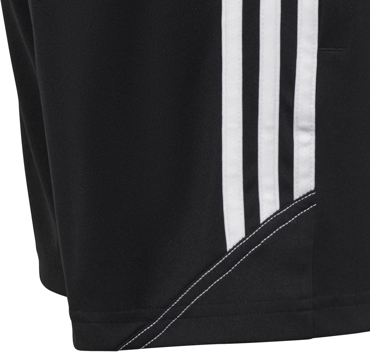 ⁦adidas unisex-child Tiro 23 Club Training Shorts Shorts⁩ - الصورة ⁦4⁩