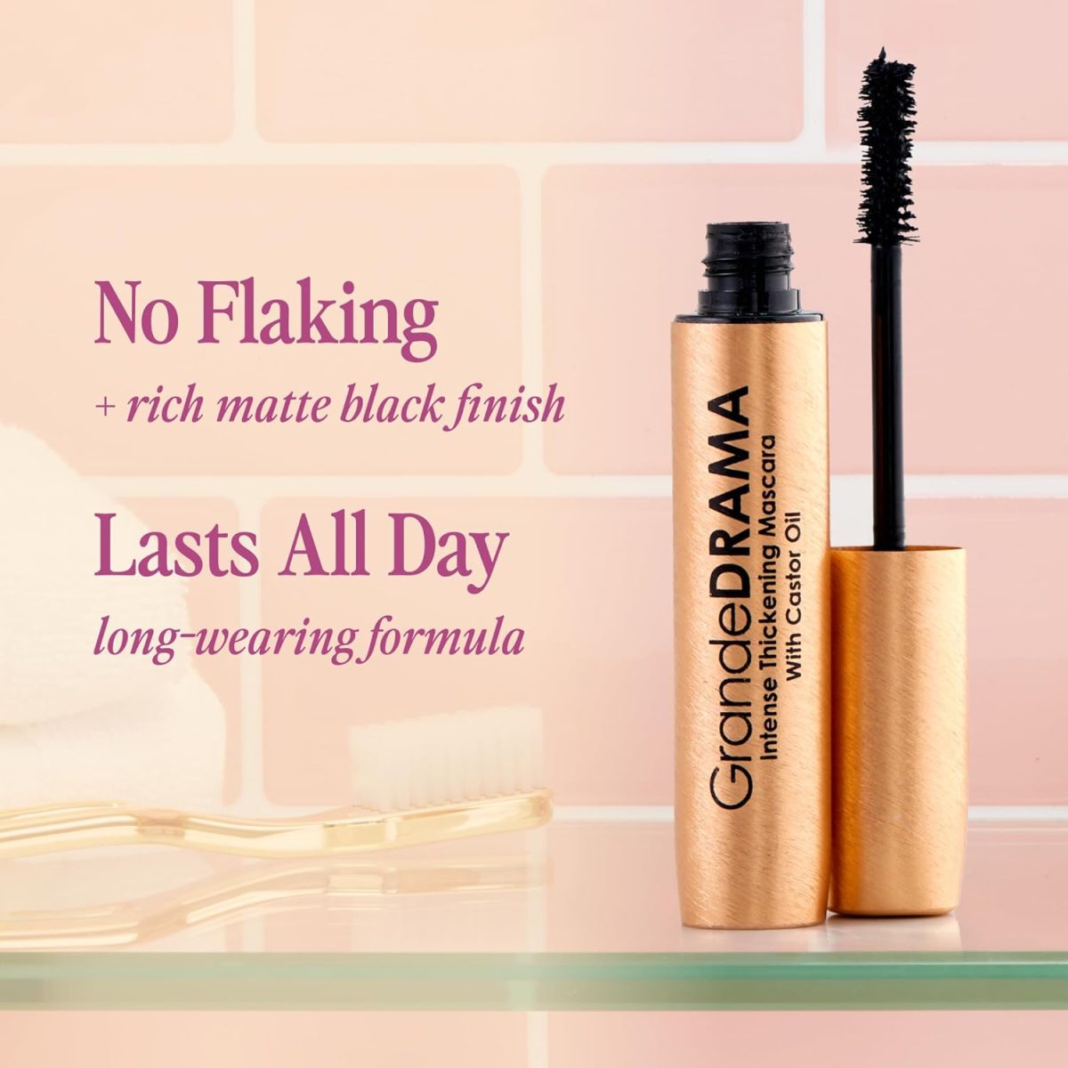 ⁦Grande Cosmetics GrandeDRAMA Intense Thickening Mascara with Castor Oil, Volumizing, Conditioning, Buildable Formula⁩ - الصورة ⁦4⁩