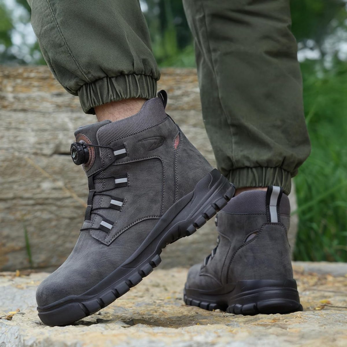 ⁦LIWEGHT Safety Shoes Steel Toe Shoes for Men Women Lightweight Comfortable Safety Boots Breathable Working Indestructible Construction Boots,Gray⁩ - الصورة ⁦8⁩