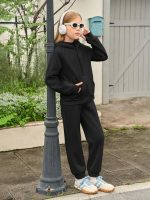 ⁦Girls 2 Piece Outfits Sweatsuit Kids Fleece Half Zip Hoodies Sweatshirt and Sweatpants Set with Pockets⁩ - الصورة ⁦3⁩
