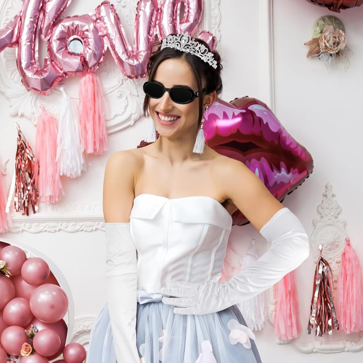 ⁦BTHRORO Princess Costume Accessory Set Women Girls Tiara Crown Crystal with Comb Sunglasses White Long Gloves Princess Diaries Costume for Carnival Wedding Prom Birthday Party⁩ - الصورة ⁦7⁩
