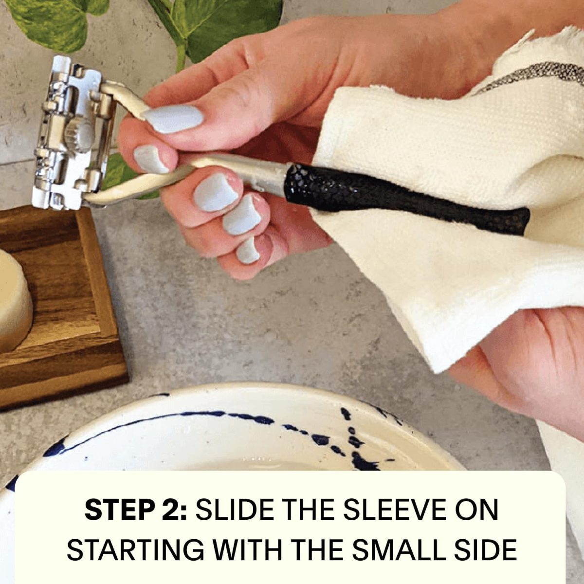 ⁦Leaf Shave - | Leaf Razor Handle Case, Black Silicone Handle⁩ - الصورة ⁦4⁩