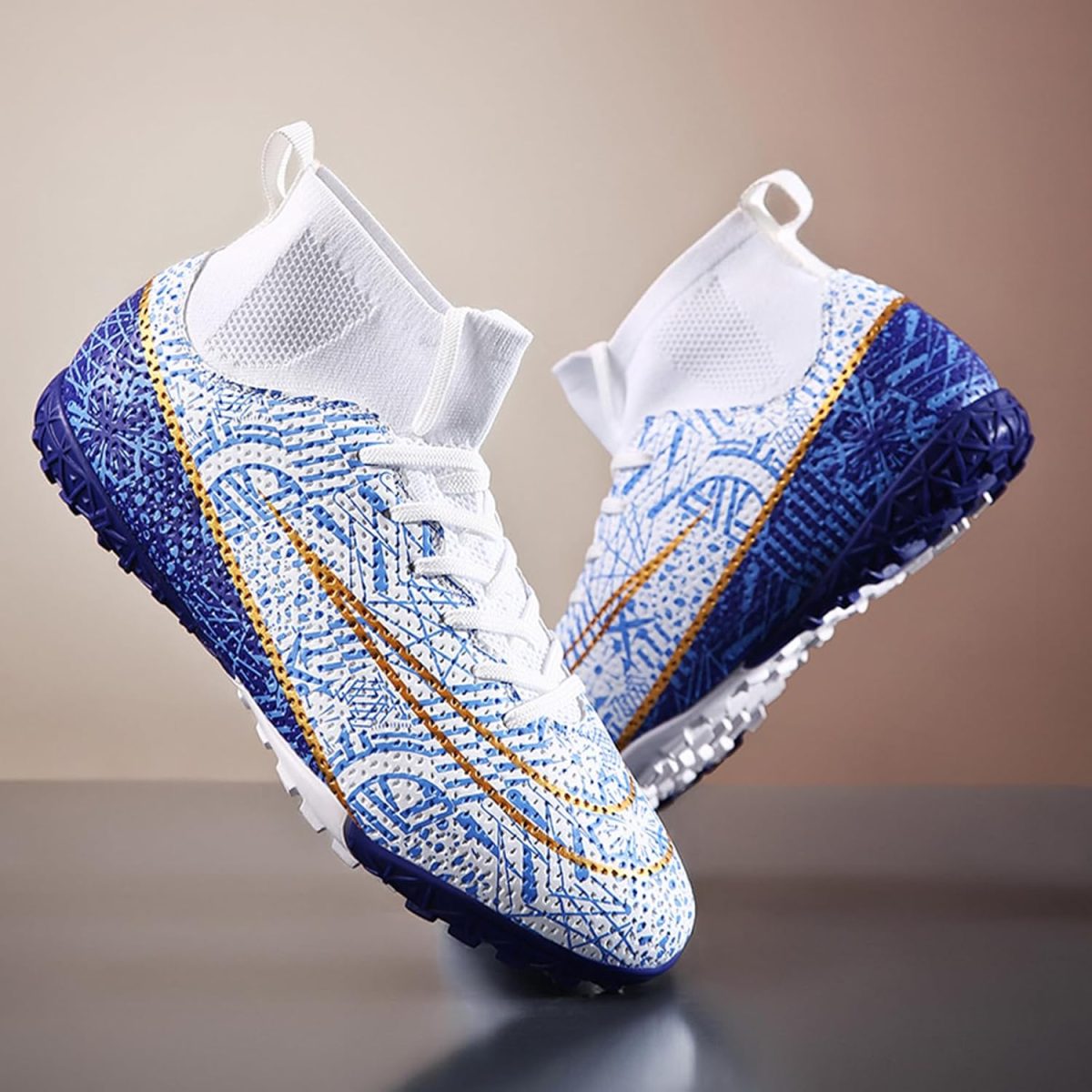 ⁦QUARRYUS Men's Soccer Shoes for Boys Anti-Skid Training Sneakers Football Boots Children Outdoor Casual Sports Shoes⁩ - الصورة ⁦6⁩