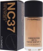 ⁦MAC Studio Fix Fluid SPF 15 Foundation - 1.0 oz, NC37⁩ - الصورة ⁦6⁩