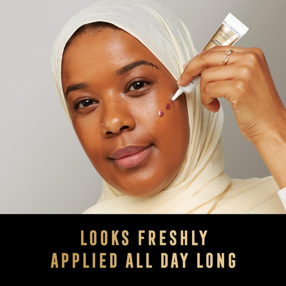 ⁦Max Factor Miracle Pure Cream Blush 03 Vintage Peony, Moisturising, Plumps & Hydrates, Buildable Glow, Infused with Hyaluronic Acid & Squalene, Fresh & Healthy Looking Skin, 100% Vegan⁩ - الصورة ⁦7⁩