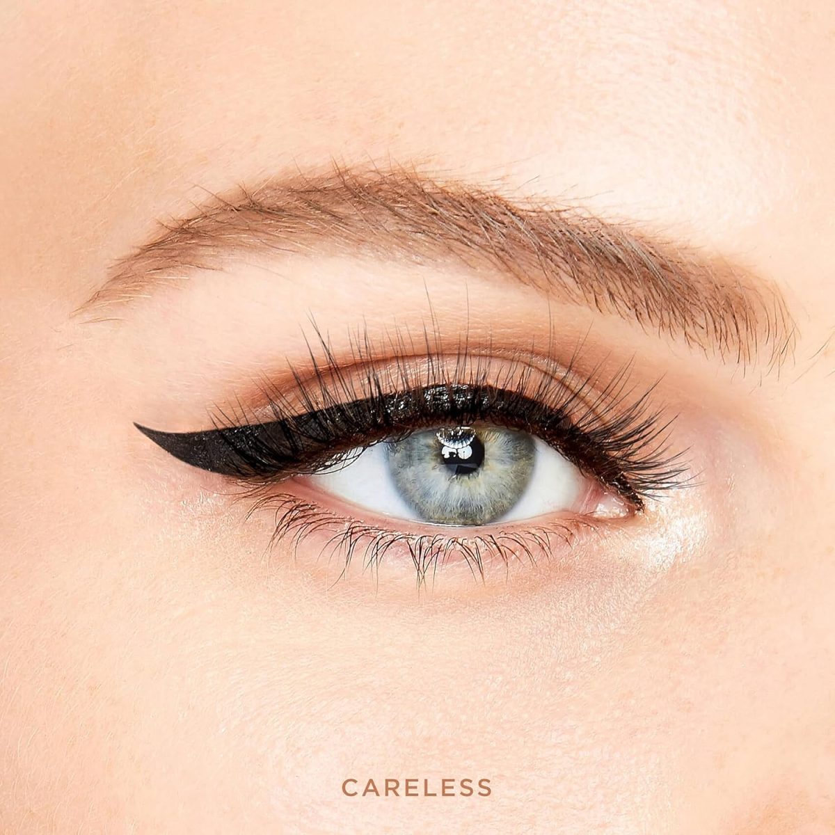 ⁦KISS Magnetic Curation False Eyelashes, 3 Pair with 5 Double Strength Magnets, Wind Resistant, Dermatologist Tested, Last Up To 16 Hours, Reusable Up To 15 Times in 3 Styles, Black, 3 Count⁩ - الصورة ⁦6⁩