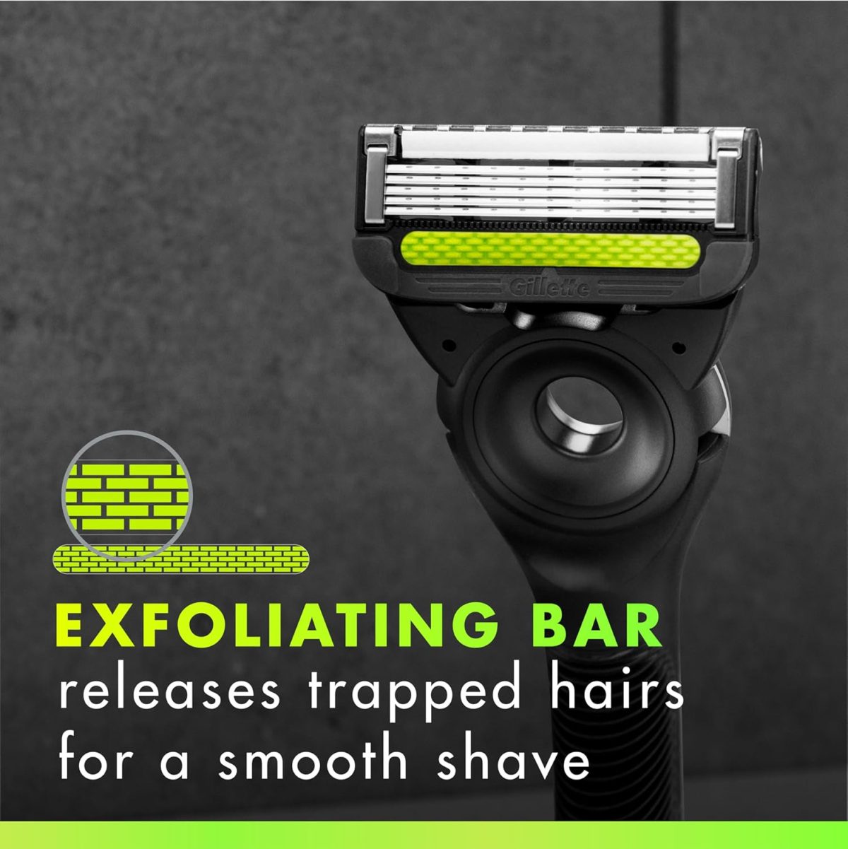 ⁦GilletteLabs With Exfoliating Bar Shaving Razor For Men, 1 Handle, 3 Blade Refills, Includes Travel Case for Convenient Storage On The Go⁩ - الصورة ⁦5⁩