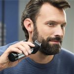 ⁦Philips Series 9000 beard trimmer with SteelPrecision technology including beard comb attachment and travel case (model BT9810/15)⁩ - الصورة ⁦4⁩