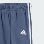⁦adidas Unisex Kids Essentials 3-Stripes Jogger Set Kids Suits⁩ - الصورة ⁦2⁩