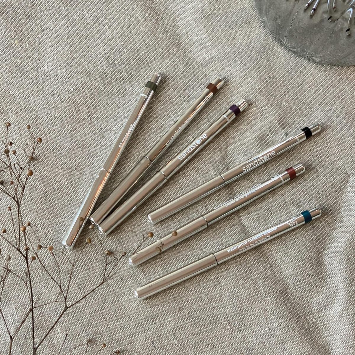 ⁦Sandstone Scandinavia Black Hypoallergenic Eyeliner Waterproof - Unscented Metallic Black Eye liner - Vegan & Cruelty Free Eye Pencil - Colored Eyeliners for Sensitive Eyes - Black Eyeliner Pencils⁩ - الصورة ⁦6⁩