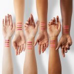⁦KASTWAVE Cotton Swab Tattoo Lipstick - Waterproof Non-Stick Lip Tint, Long Lasting Matte Lip Gloss (Multicolor, 20Pcs)⁩ - الصورة ⁦4⁩